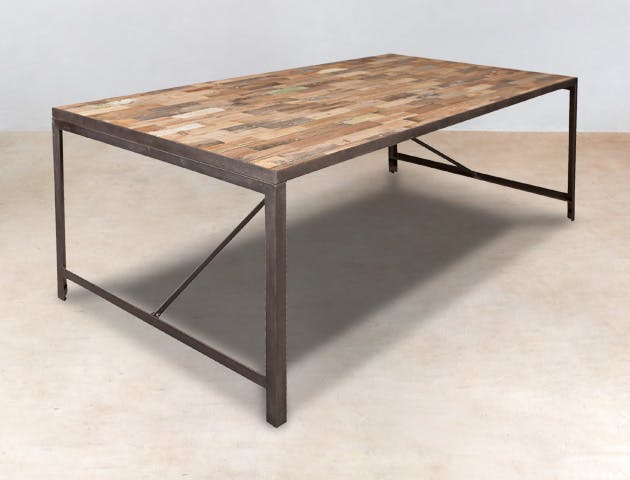 Table de repas rectangulaire en bois recycle de style industriel