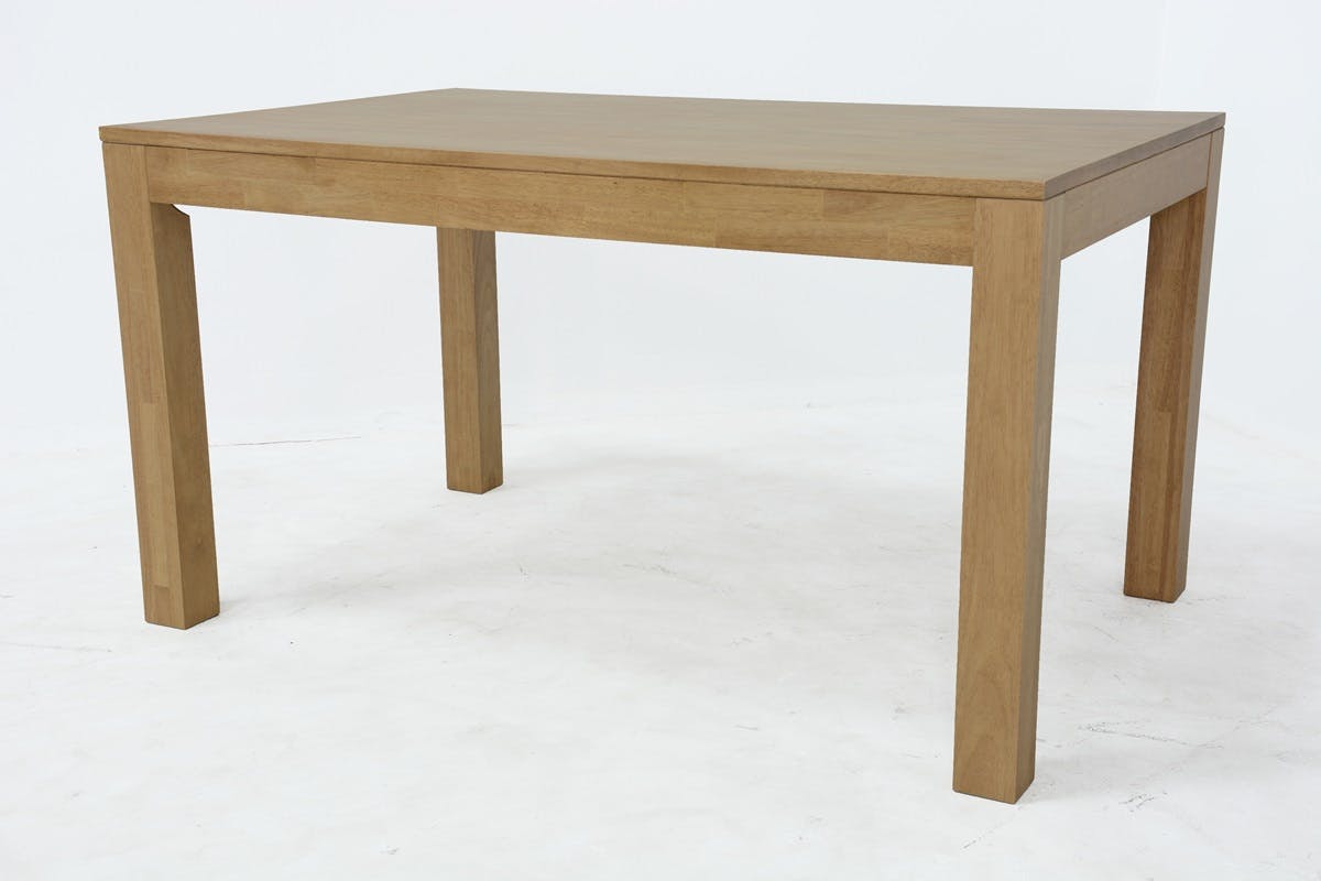 Table de repas rectangle Hévéa 140x90x76cm HELENA