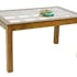 Table de repas rectangle Hévéa avec plateau verre posé sur quadrillage bois 138,5x89,5x76cm HELENA