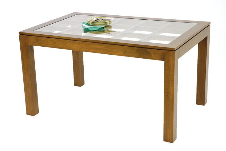 Table de repas rectangle Hévéa avec plateau verre posé sur quadrillage bois 138,5x89,5x76cm HELENA