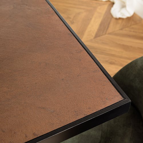 Table de repas rectangulaire bois effet pierre rouille 220 cm BIHAR