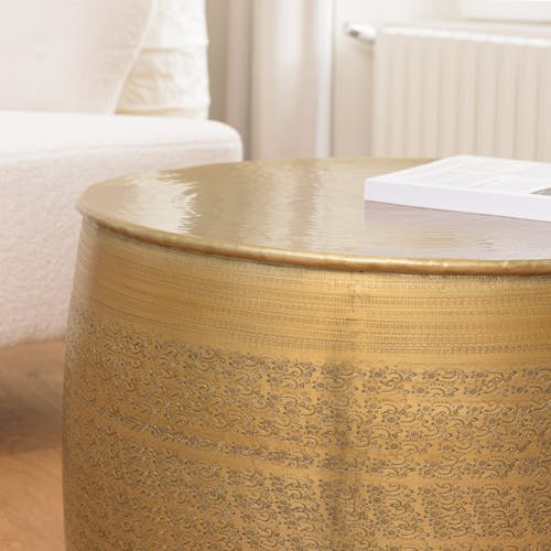 Table de salon ronde alu doré antique motifs orientaux NADOR