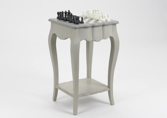 Table échiquier baroque bois gris 1 tiroir GRAND SIECLE L45xP45xH75 AMADEUS