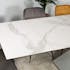 Table en céramique blanche extensible pied design 180-280 LOMBARDIE