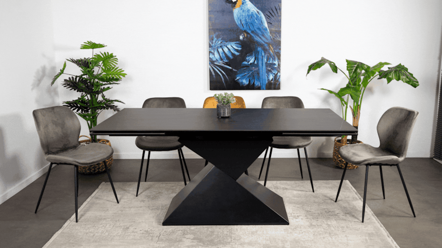 Table en céramique noire extensible pied design 180-280 LOMBARDIE