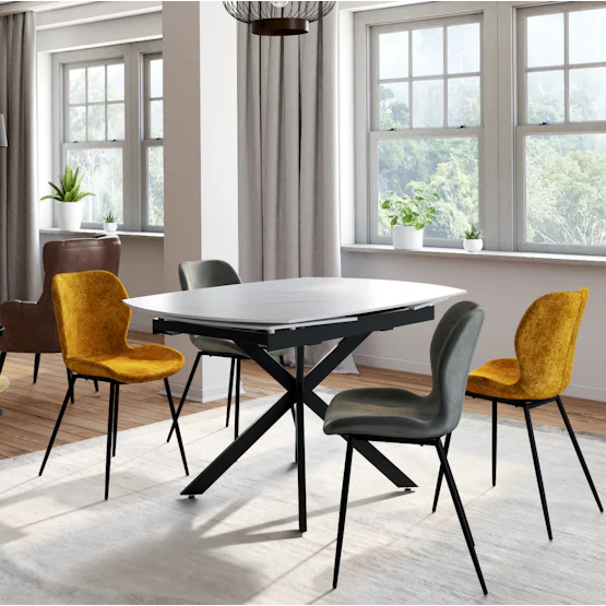 Table salle à manger extensible vintage en bois, 8 convives Table salle à manger extensible vintage en bois, 8 convives