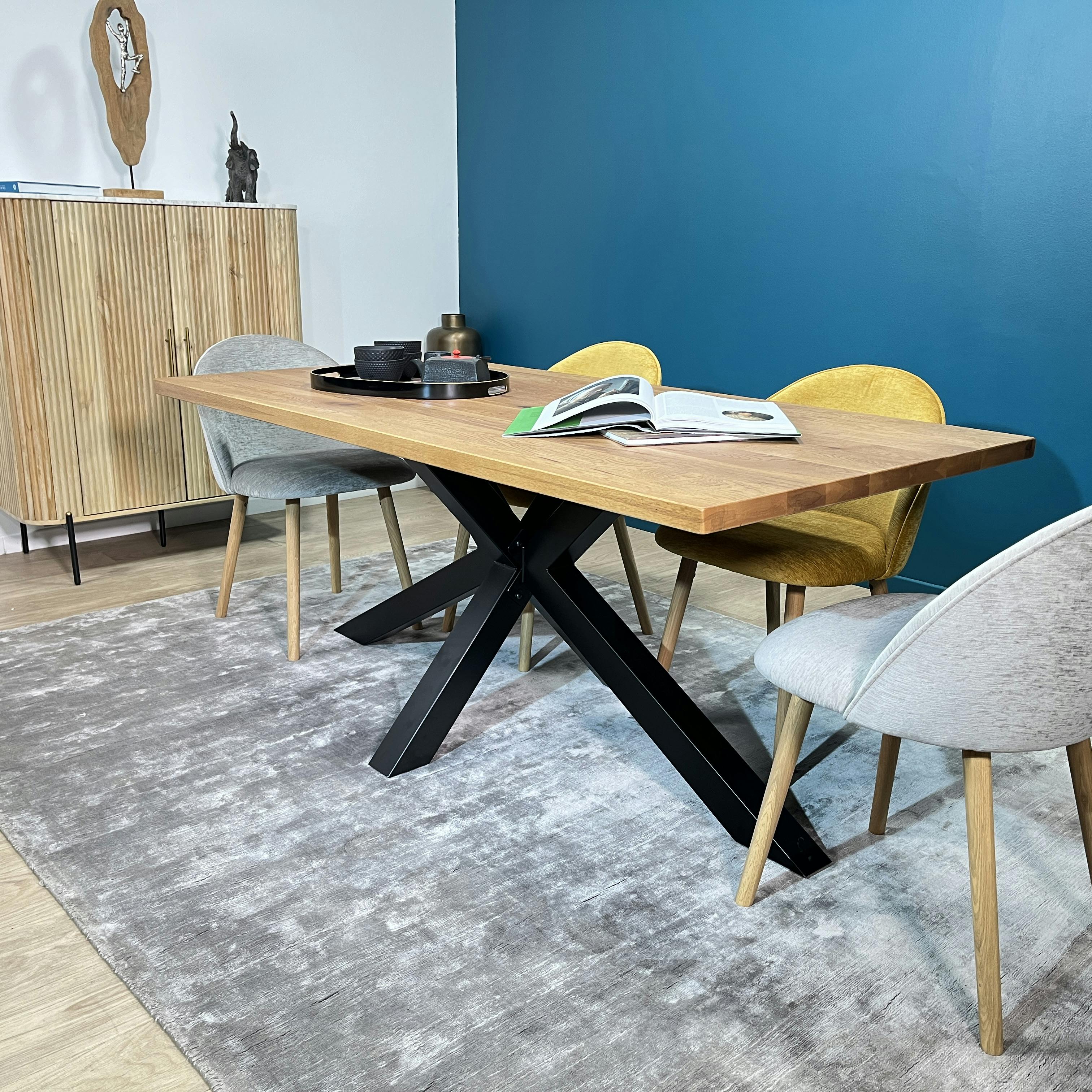 Table extensible en chêne huilé bords droits 180 cm ETNA