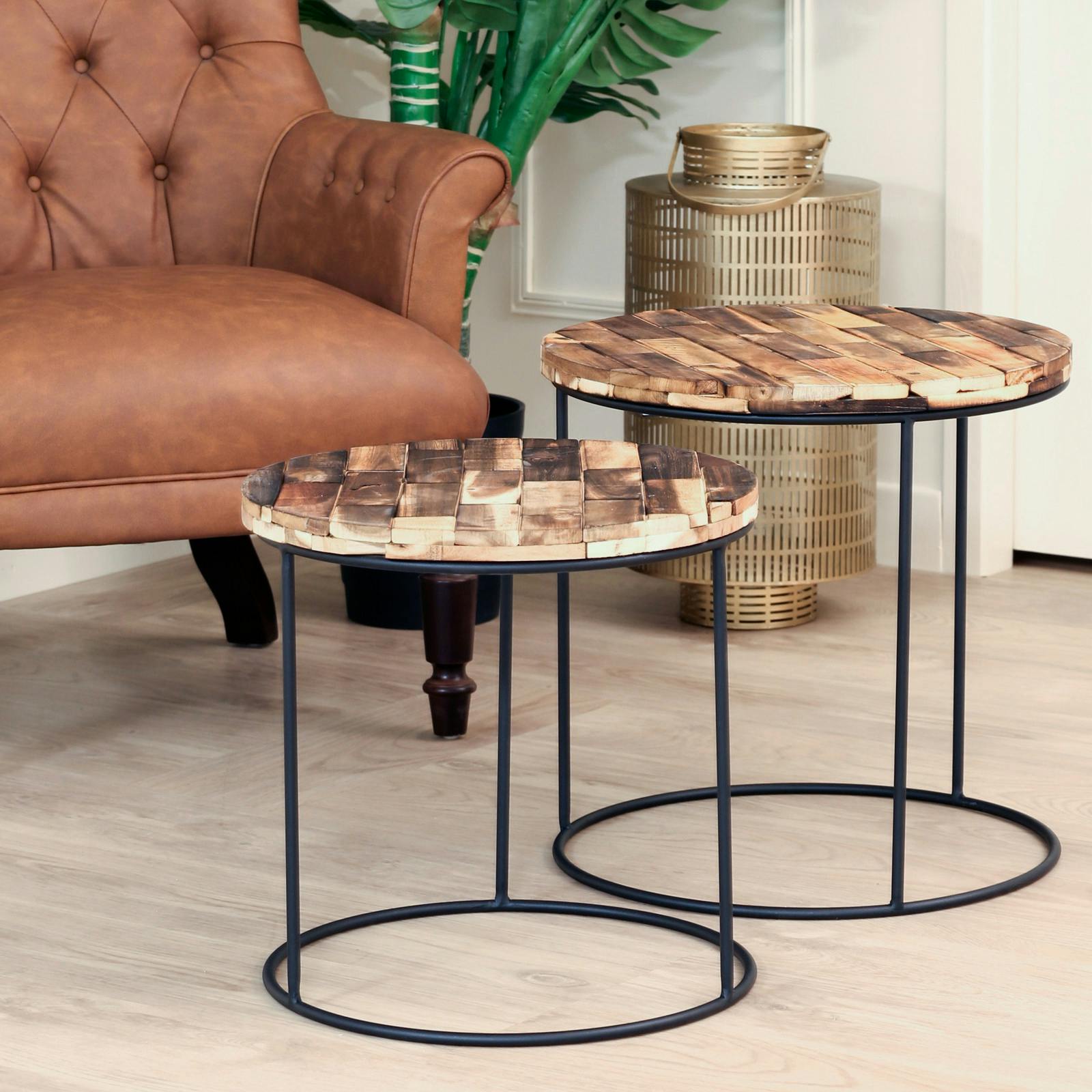 Table gigogne ronde en bois d'acacia recyclé (lot de 2)