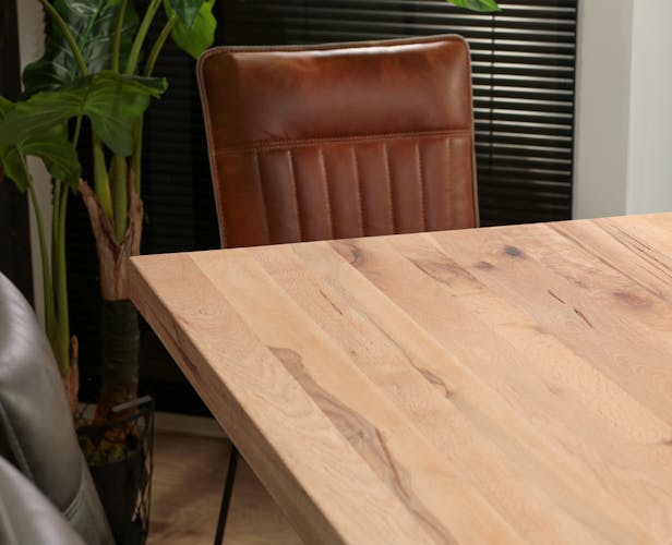 Table extensible en chêne blanc avec poutre centrale 240 cm CORNWALL