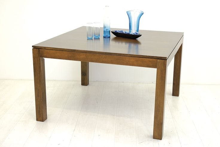 Table repas carrée hévéa 125cm HELENA