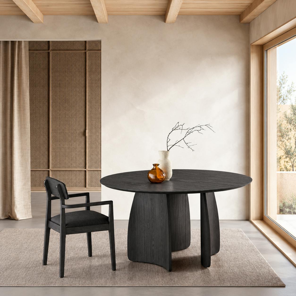 Table ronde bois noir style design Ø140 cm ORBE