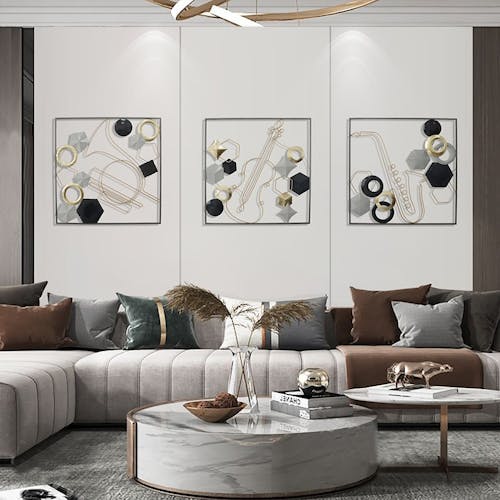 Tableau en métal saxophone tons noir, gris et or