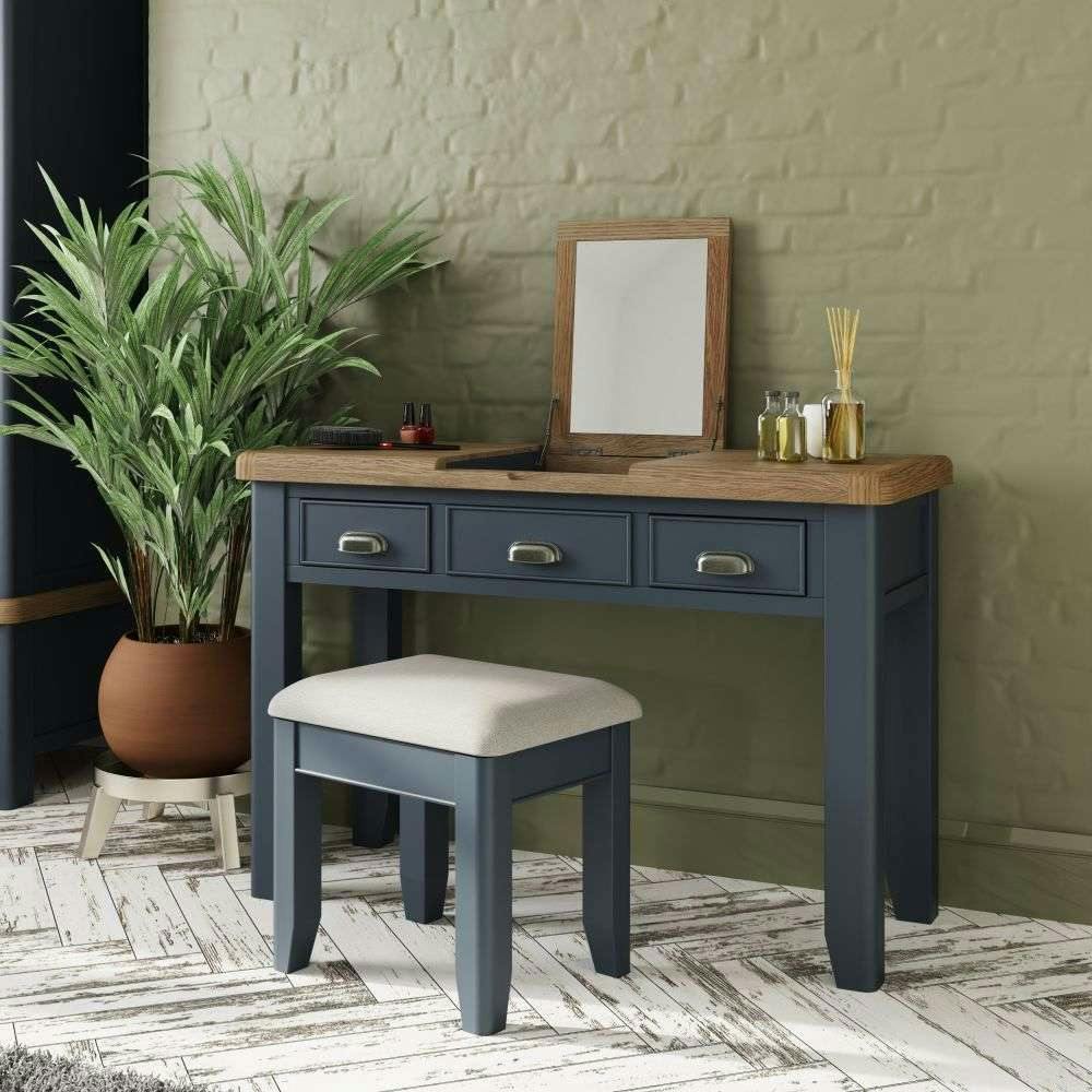 Tabouret bois bleu profond assise tissu HOVE
