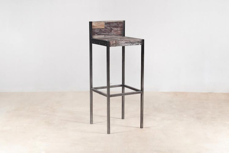 Chaise haute de bar en bois recycle et metal style industriel
