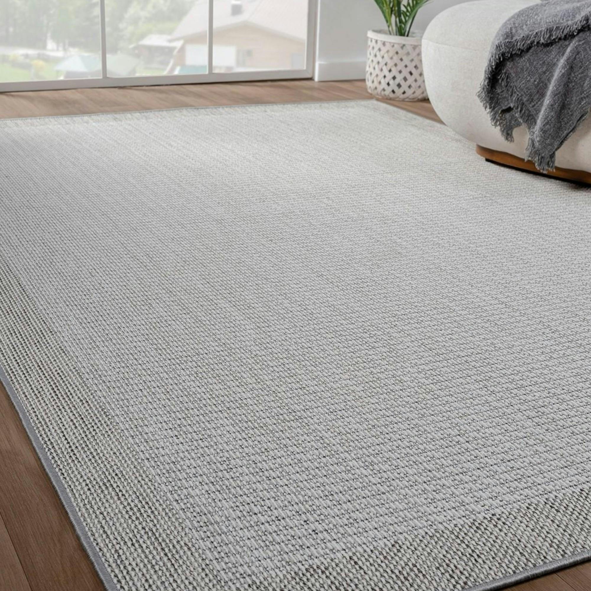 Tapis écru et gris – style minimaliste