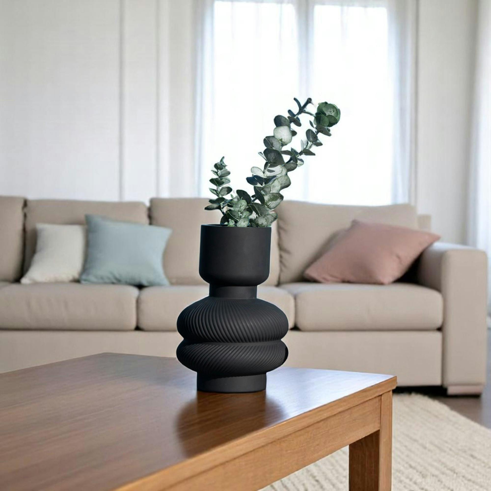 Vase décoratif noir en verre