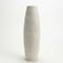 Vase haut forme obus céramique blanche avec motifs en relief D14 H43cm