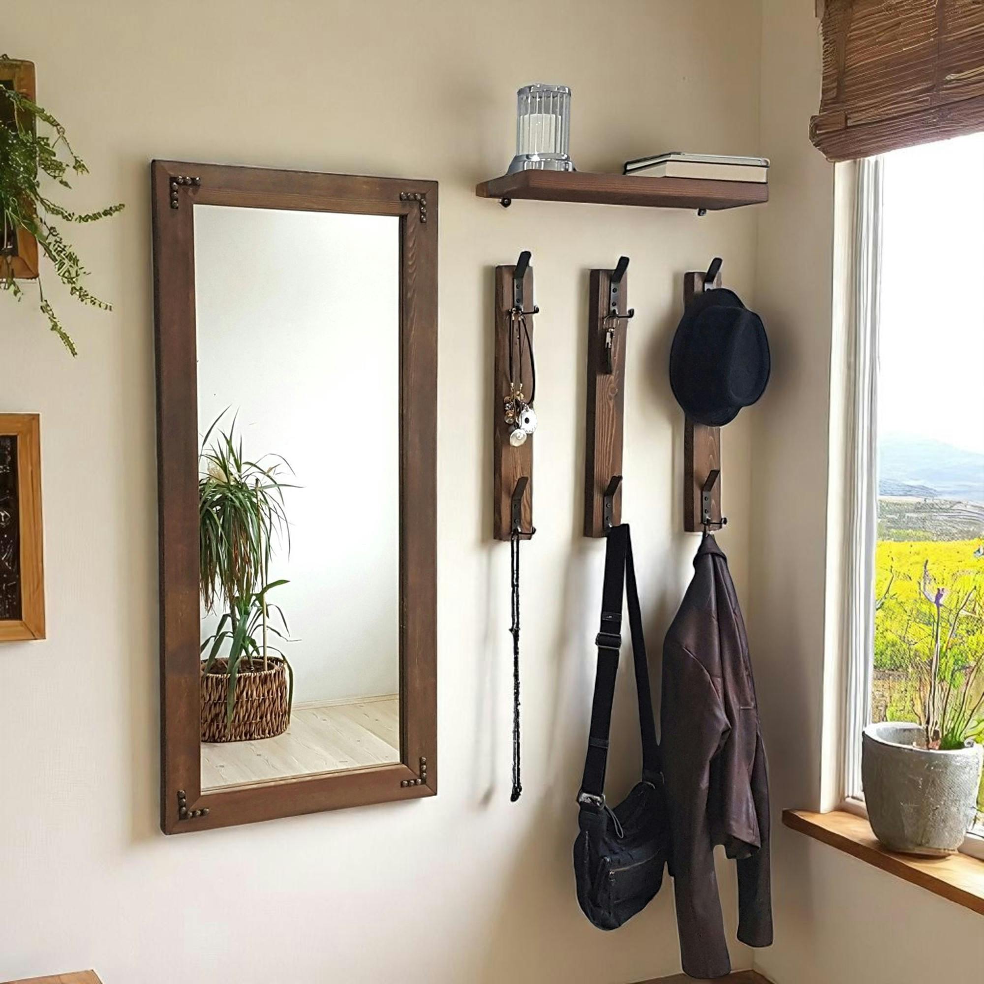 Vestiaire mural - 1 miroir, 3 portemanteaux, 1 étagère HILO