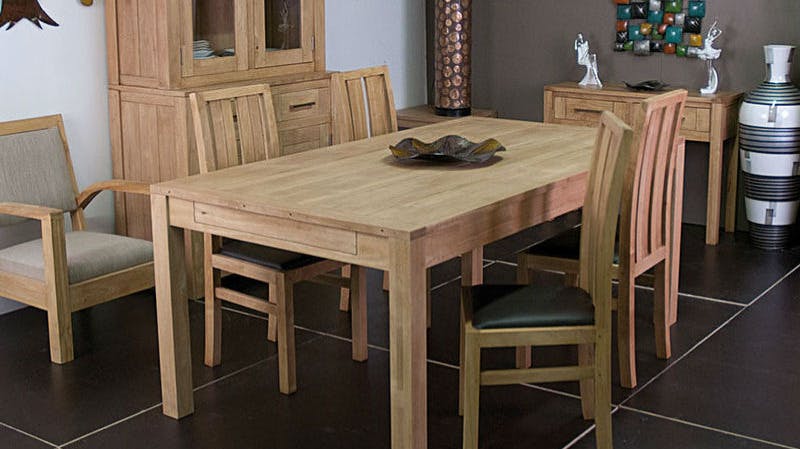 Tables à Manger Personnalisables : extensibles, rondes, carrées...